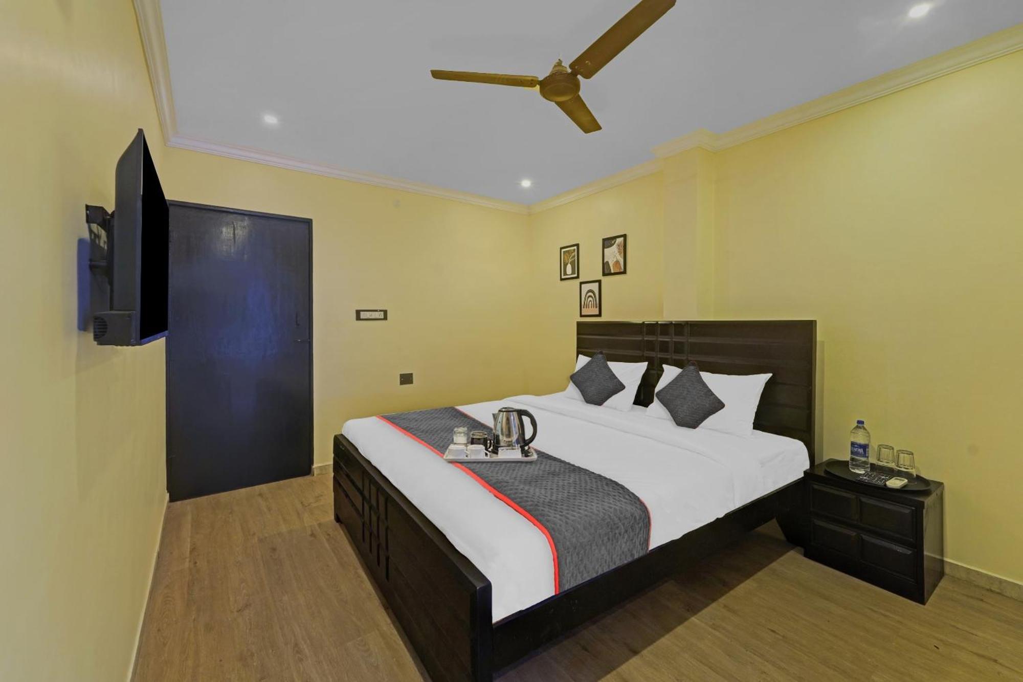 Townhouse Fantasea Hotels Near Omr Chennai Ngoại thất bức ảnh